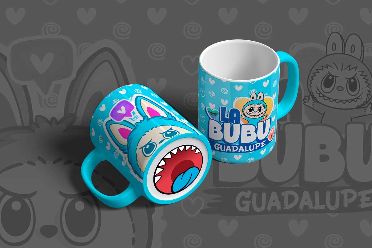 Tazas caricaturas con boca de personaje abajo